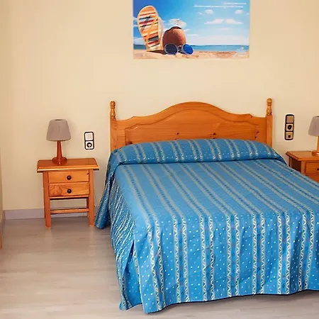 Nuria Guest house *