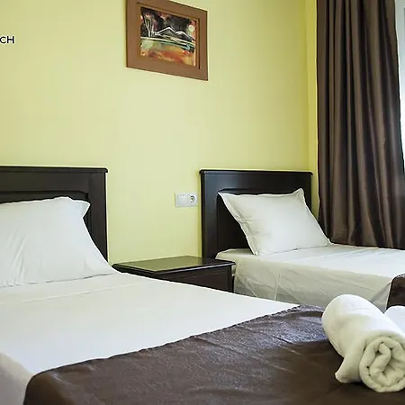 Nuria Guest house